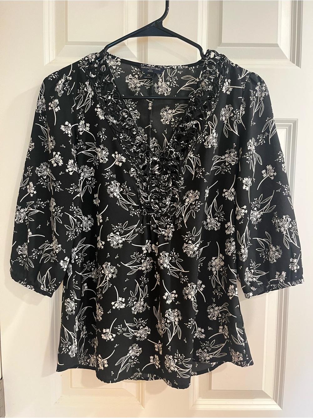 Banana Republic Black Floral Ruffle V-Neck Blouse